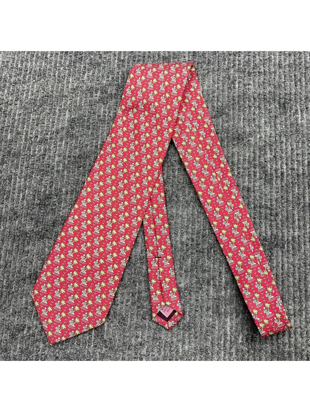 Vineyard Vines Necktie Red Geometric AOP Island Guitarist Silk Tie Made in USA
